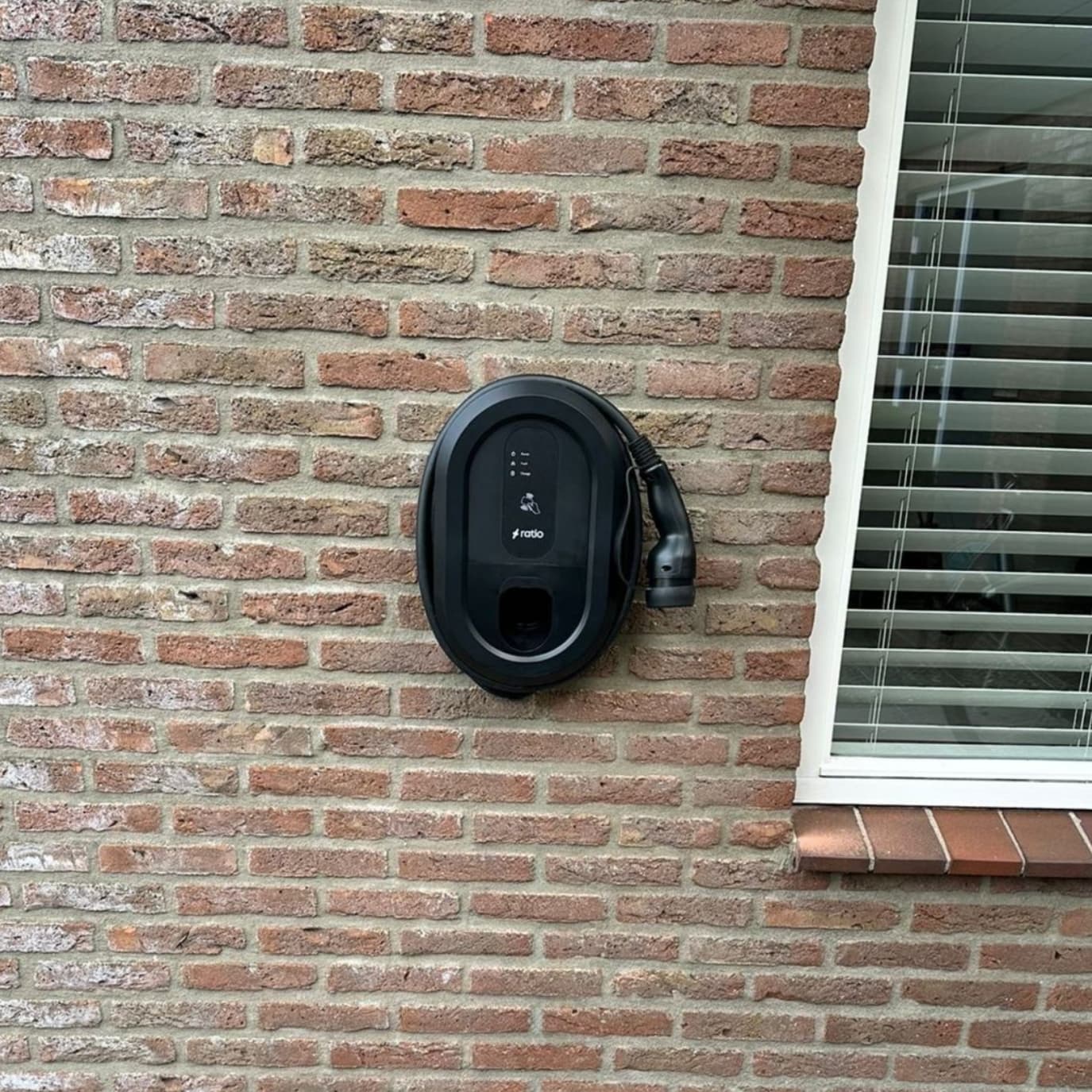 Laadpaal thuis kosten: complete gids 2025